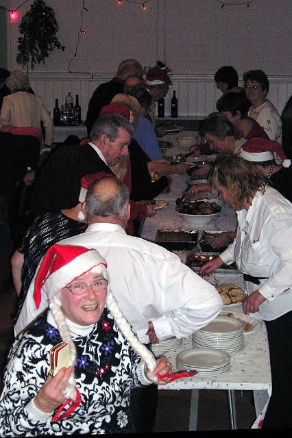 Some people have no dress sense.JPG - OLYMPUS DIGITAL CAMERA         